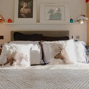 Beautiful For 6 Near Olympic Park And Abba Theatre London